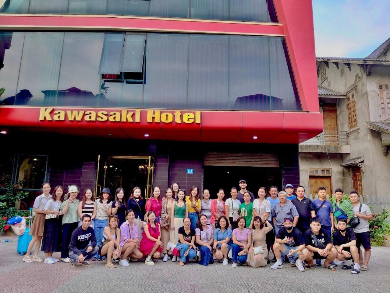Kawasaki Noi Bai Airport Hotel Екстер'єр фото