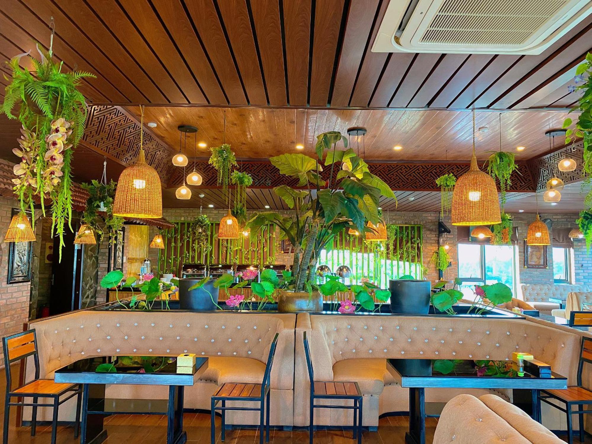 Kawasaki Noi Bai Airport Hotel Екстер'єр фото