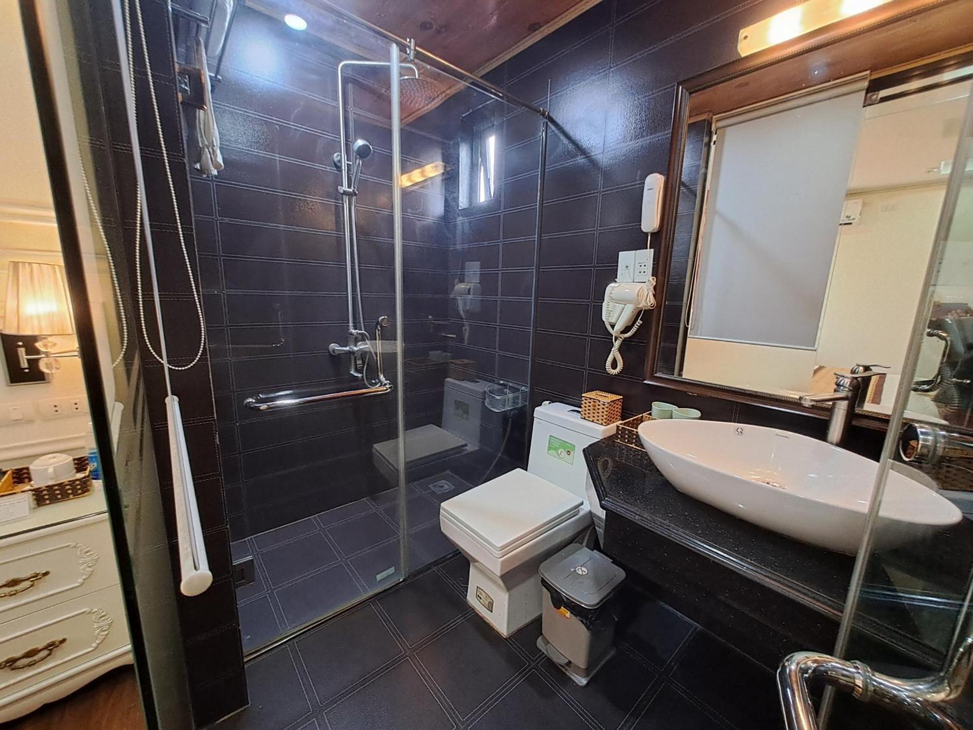 Kawasaki Noi Bai Airport Hotel Екстер'єр фото